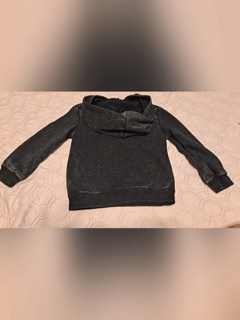 the Rolling Stones Kids Black Pullover Hoodie with Red Plaid Tongue Sz 4T